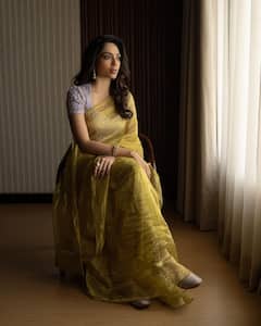 Sobhita Dhulipala Photos: ట్రెడిషనల్ లుక్ లో శోభిత
