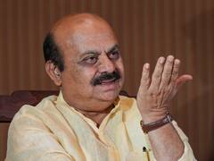 WATCH: Karnataka CM Basavaraj Bommai's Convoy Gets Stuck As Jubiliant Congress Workers Cheer On Road