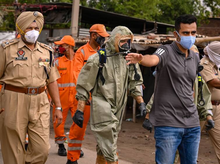 Punjab Ludhiana Gas Leak 2 Boys Aged 10 And 13 Among 11 Dead, NDRF To Ascertain Source, Type Of Gas Updates Ludhiana Gas Leak: 2 Boys Aged 10 And 13 Among 11 Dead, Rs 2 Lakh Ex Gratia Announced  — Updates