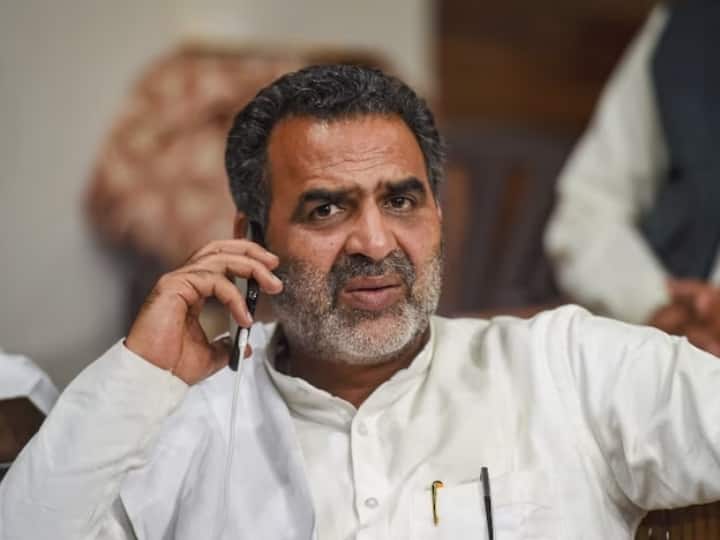UP Nikay Chunav 2023 Sanjeev Balyan Support BJP Candidate Reminded Muzaffarnagar Riots ANN UP Nikay Chunav 2023: बीजेपी प्रत्याशी के समर्थन में पहुंचे केंद्रीय मंत्री संजीव बालियान, दिलाया मुजफ्फरनगर दंगों की याद