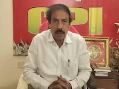 ‘బెయిల్‌పై ఉన్న సీఎం భవిష్యత్ ఏంటో ఆయనకే తెలీదు, జగనన్నే మా నమ్మకమంటూ స్టిక్కర్లా'