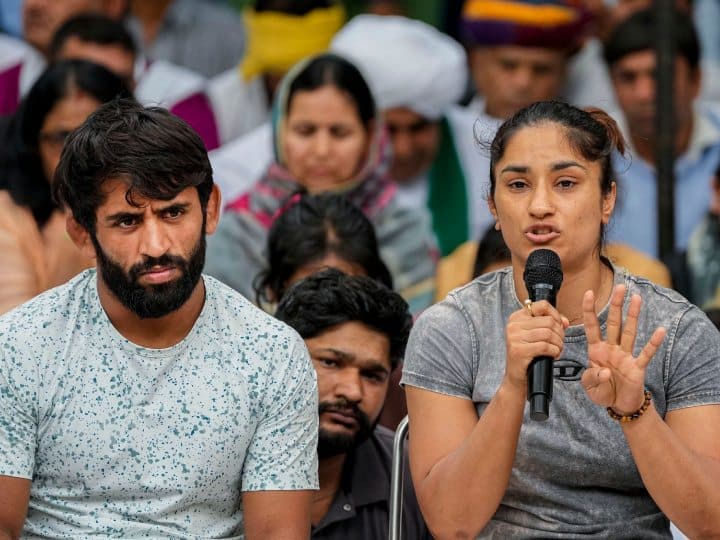 Bajrang Punia statement on Anti Modi slogans in wrestlers protest at delhi jantar mantar Wrestlers Protest: 'कुछ लोग हमारे प्रोटेस्ट को भड़काऊ आंदोलन बनाना चाहते हैं', मोदी विरोधी नारों पर बजरंग पुनिया ने दी सफाई