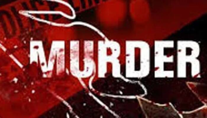 Crime: A young man was hacked to death in front of Palani bus stand TNN Crime : பழனியில் பரபரப்பு.... இளைஞர்  ஓட ஓட வெட்டி கொலை