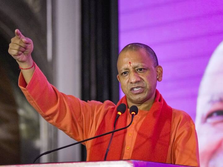 After Atiq and Mukhtar CM Yogi increased the steps toward Mission 2024 know preparations from RSS to BJP  abpp अतीक और मुख्तार के जरिए सीएम योगी ने बढ़ा दिए 2024 की ओर कदम, RSS से लेकर बीजेपी तक की तैयारी?