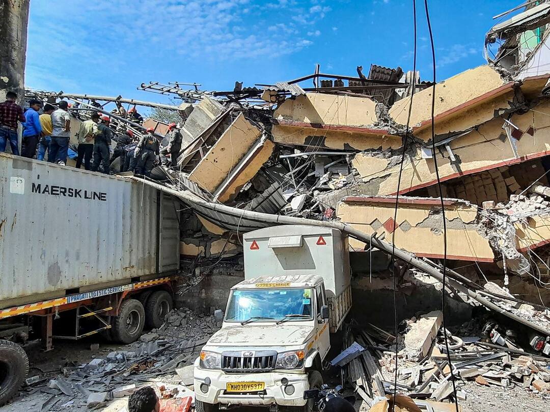 Bhiwandi Building Collapse Maharashtra CM Eknath Shinde 14 Rescued As Operations Continue For 19 Hours, Over 7 Feared Trapped Top Points Bhiwandi Building Collapse: 14 Rescued As Ops Continue For 19 Hours, Over 7 Feared Trapped — Top Points