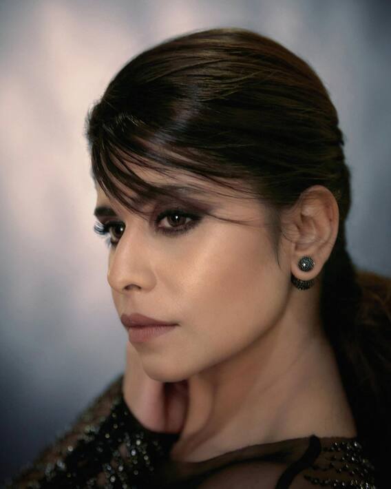 Sai Tamhankar: 'ब्लॅक ब्युटी'; सई ताम्हणकरची दिलखेच अदा Sai Tamhankar: 'ब्लॅक ब्युटी'; सई ताम्हणकरची दिलखेच अदा