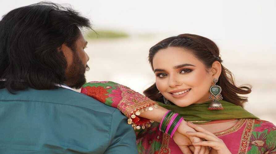 punjabi singer singer sunanda sharma shares photo with dev kharoud see here Sunanda Sharma: ਸੁਨੰਦਾ ਸ਼ਰਮਾ ਨਾਲ ਇਹ ਕਿਹੜਾ ਪੰਜਾਬੀ ਸਟਾਰ ਹੈ, ਕੀ ਤੁਸੀਂ ਪਛਾਣਿਆ?