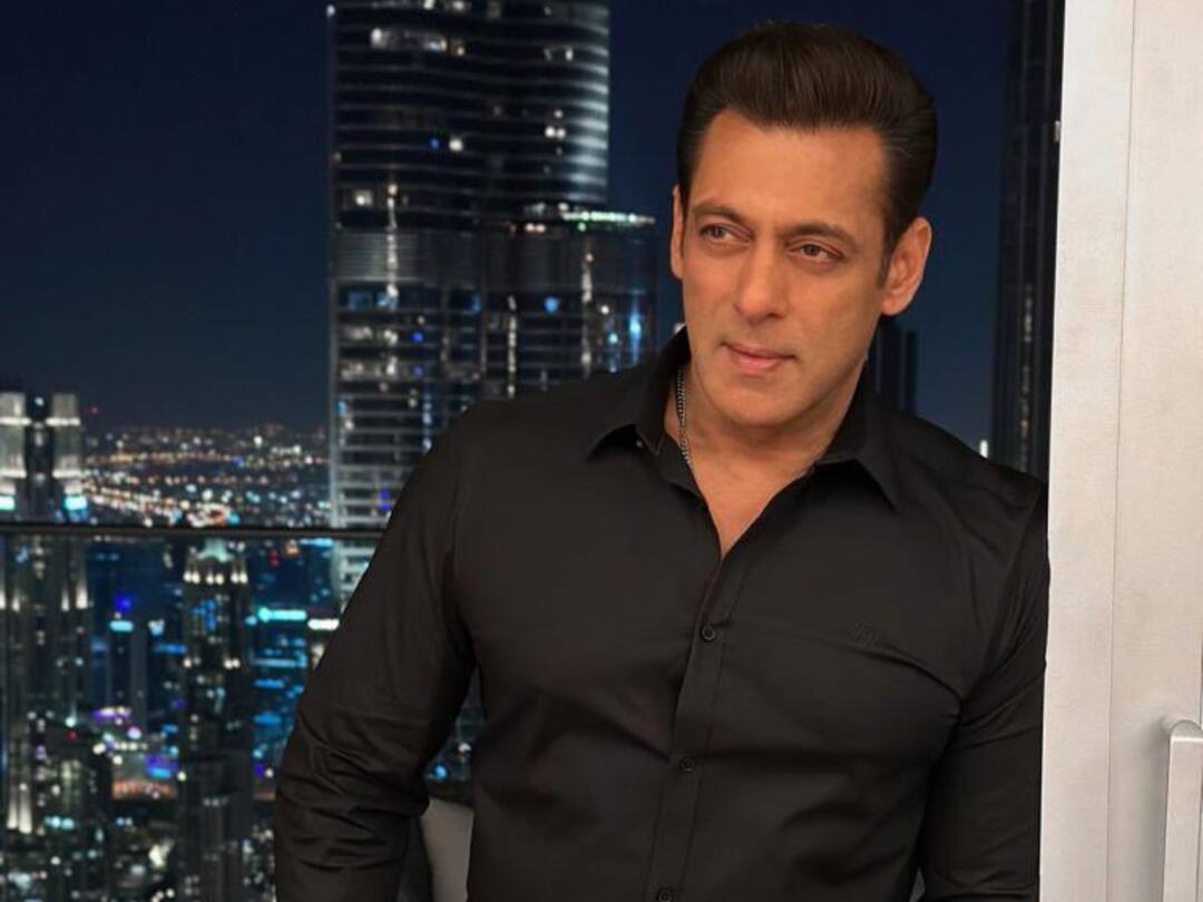 SalmanKhan wants to be a dad without getting married తండ్రిని కావాలని ఉంది - కానీ, మన చట్టాలు అందుకు ఒప్పుకోవు: సల్మాన్ ఖాన్
