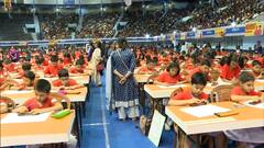 ছুটির দিনে অঙ্কের মেধা পরীক্ষার আসর নেতাজি ইন্ডোর স্টেডিয়ামে