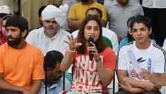 Wrestlers Protest: 'રાવણ કરતા પણ મોટો...', બ્રિજભૂષણના આરોપ પર કુસ્તીબાજોનો પલટવાર, કહ્યું- સાંસદ હજારો છે પણ મેડલ કેટલા