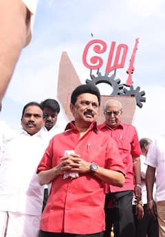 MK Stalin : ‘உழைப்பாளி இல்லாத நாடு தான் எங்கும் இல்லேயா..’ முதல்வர் மு.க.ஸ்டாலினின் மே தின பூங்கா விசிட்!
