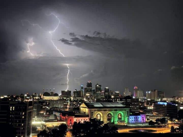 Thunderstorm alert for next 5 days in Delhi-NCR and UP, snowfall on mountains