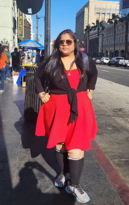 अभिनेत्री विशाखा सुभेदारला (Vishakha Subhedar) ही तिच्या विनोदी शैलीनं प्रेक्षकांची मनं जिंकते.