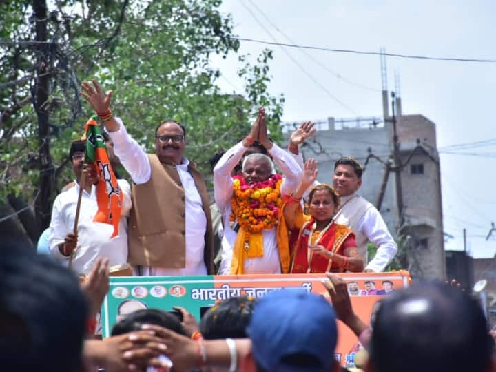 UP Nagar Nikay Chunav 2023 Fatehpur Uttar Pradesh Deputy CM Brajesh Pathak support for BJP candidate road show ANN UP Nikay Chunav 2023: निकाय चुनाव में इस वजह से बीजेपी की जीत चाहते हैं डिप्टी CM ब्रजेश पाठक, विपक्ष पर कसा तंज