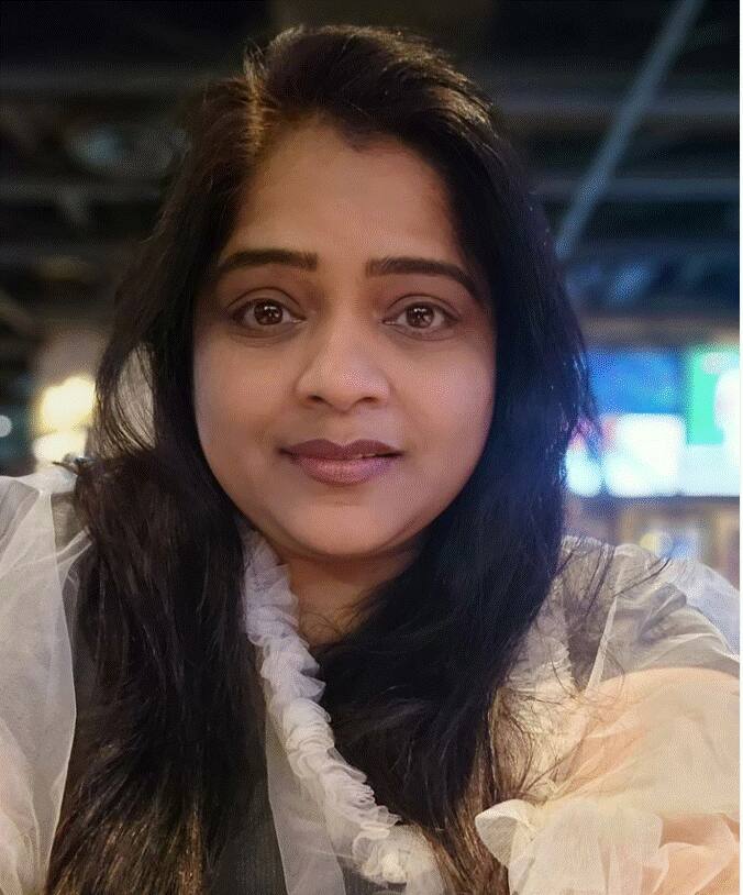 महाराष्ट्राची हास्यजत्रा (Maharashtrachi Hasyajatra) या कार्यक्रमामुळे विशाखाला विशेष लोकप्रियता मिळाली.