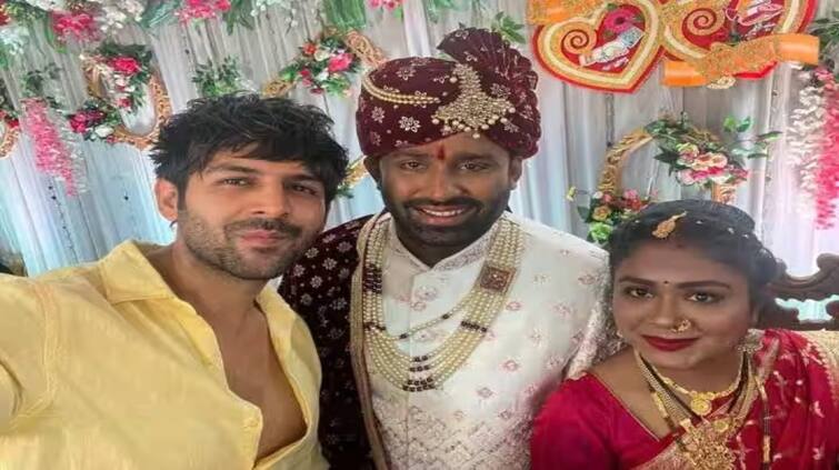 kartik-aryan-attend-bodyguard-sachin-wedding-shares-pictures-on-instagram Kartik Aryan: ਕਾਰਤਿਕ ਆਰੀਅਨ ਪਹੁੰਚੇ ਬੌਡੀਗਾਰਡ ਦੇ ਵਿਆਹ, ਸੋਸ਼ਲ ਮੀਡੀਆ 'ਤੇ ਫੋਟੋਆਂ ਕੀਤੀਆਂ ਸ਼ੇਅਰ, ਫੈਨਜ਼ ਕਰ ਰਹੇ ਤਾਰੀਫ