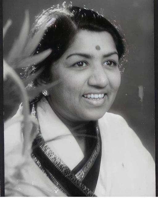 ये किस्सा तब का है जब राज कपूर फिल्म ‘सत्यम शिवम सुंदरम’ बना रहे थे. इस फिल्म में वो एक ऐसी लड़की को कास्ट करना चाहते थे. जिसकी आवाज मधुर हो लेकिन वो चेहरे से सिंपल सी दिखती हो.