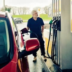 HBD AK : 'புடிச்சத செய்யுறது என்னைக்குமே மாஸ்…' 52 ஆவது வயதில் அடியெடுத்து வைக்கும் நடிகர் அஜித் குமார்!