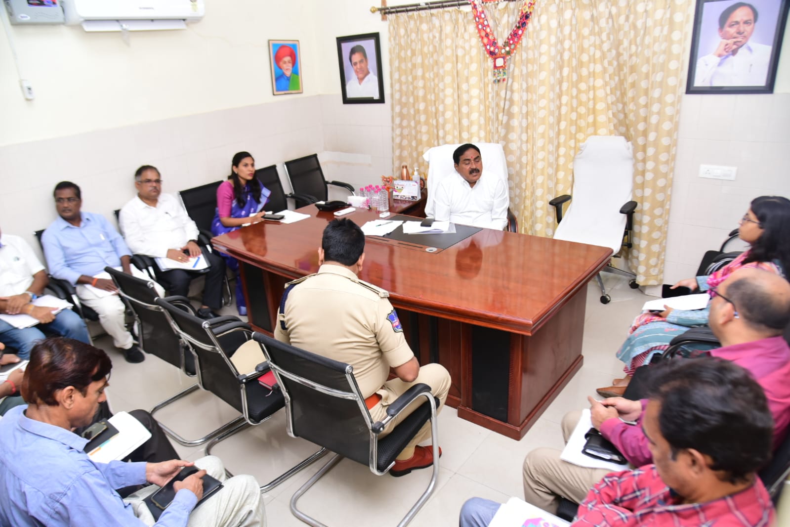 Minister Errabelli: నష్టపరిహారం అందిస్తాం, ప్రతీ గింజనూ కొనుగోలు చేస్తాం- రైతులకు మంత్రి ఎర్రబెల్లి భరోసా