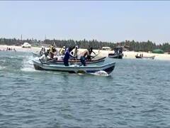 PHOTO : तळकोकणातील मालवण समुद्रकिनाऱ्यावर नौकानयन स्पर्धा