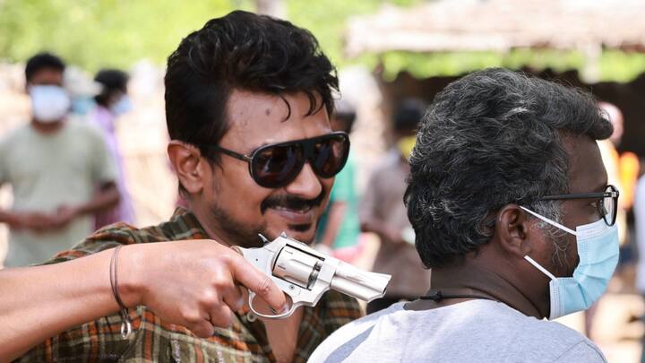 ‘பரியேறும் பெருமாள்’, ‘கர்ணன்’ படங்களின் மூலம் தமிழ் சினிமாவின் கவனத்தைத் திருப்பி முக்கிய இயக்குநர்களில் ஒருவராக உருவெடுத்த மாரி செல்வராஜ், அடுத்ததாக இயக்கியுள்ள திரைப்படம் ‘மாமன்னன்’.