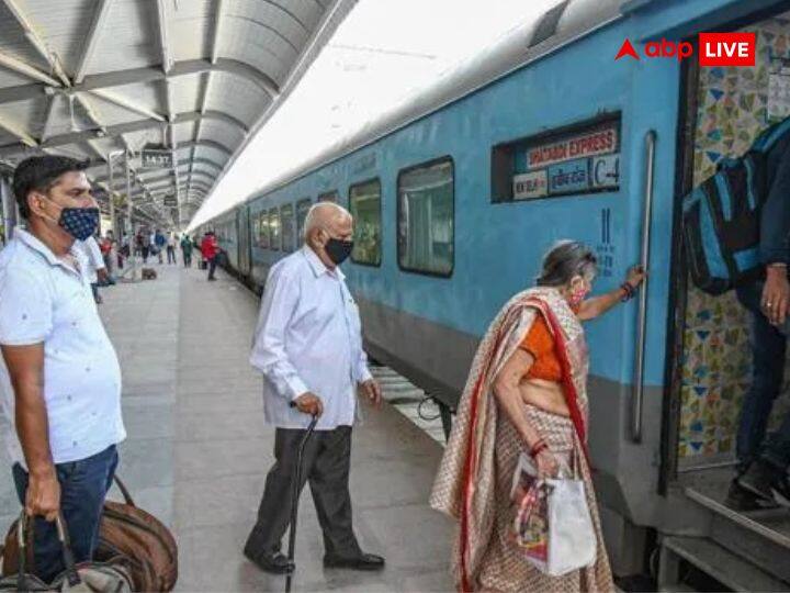 Indian Railways earned revenue of 2242 crore Rupees from senior citizens in FY23 after suspending ticket concession Says RTI reply Rail Travel Concession: सीनियर सीटीजन को रेल किराये पर छूट नहीं देने के चलते 2022-23 में रेलवे को हुई 2242 करोड़ रुपये की कमाई, RTI में खुलासा
