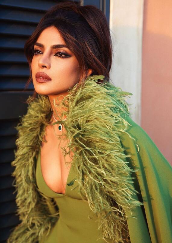 प्रियांकाच्या अभिनयाचं आणि अॅक्शन सीनचं खूप कौतुक होत आहे.