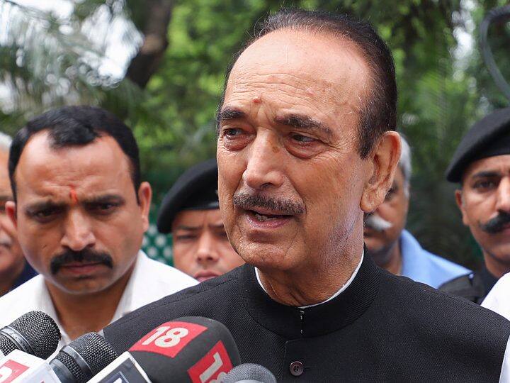 Jammu Kashmir: गुलाम नबी आजाद की पार्टी से सभी आजादी मांग रहे हैं, पूर्व विधायक को पार्टी से निकालने पर सलमान सोज Ghulam nabi azad party Democratic Progressive Azad Party expells Haji Abdul Rashid anti party activity Salman Anees Soz Jammu Kashmir: गुलाम नबी आजाद की पार्टी से सभी आजादी मांग रहे हैं, पूर्व विधायक को पार्टी से निकालने पर सलमान सोज