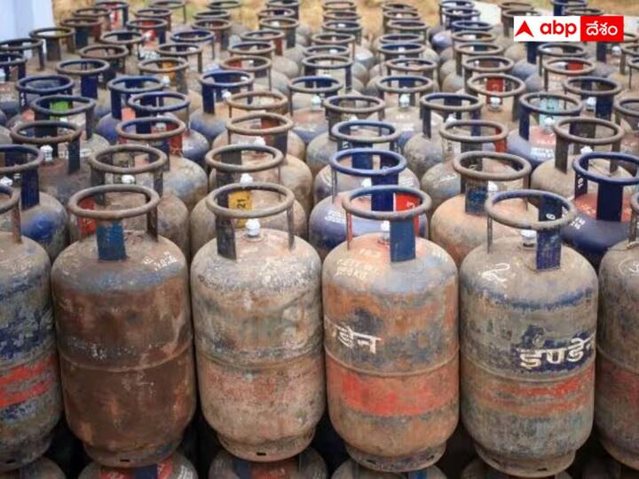 Domestic LPG Cylinder Price Commercial LPG Cylinder Prices down By Rs 171 LPG Cylinder Price: గుడ్‌న్యూస్‌ - గ్యాస్‌ ధరలో భారీ కోత, ఏకంగా ₹171.50 తగ్గింపు