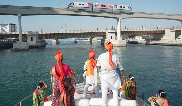 त्रिविक्रम ढोल ताशा पथक हे आखाती देशातील पहिले व एकमेव पारंपारिक ढोल ताशा पथक आहे.