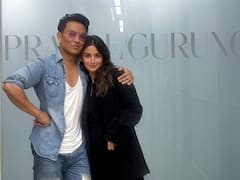 मेट गाला से पहले सामने आई आलिया भट्ट की ये तस्वीर, इंटरनेशनल फैशन डिजाइनर संग दिए पोज