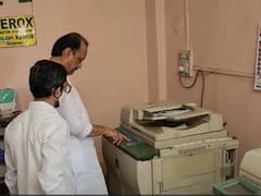 कार्यकर्त्याची मर्जी राखण्यासाठी अजित पवार थेट झेरॉक्स दुकानात, वाचा नेमकं काय झालं?