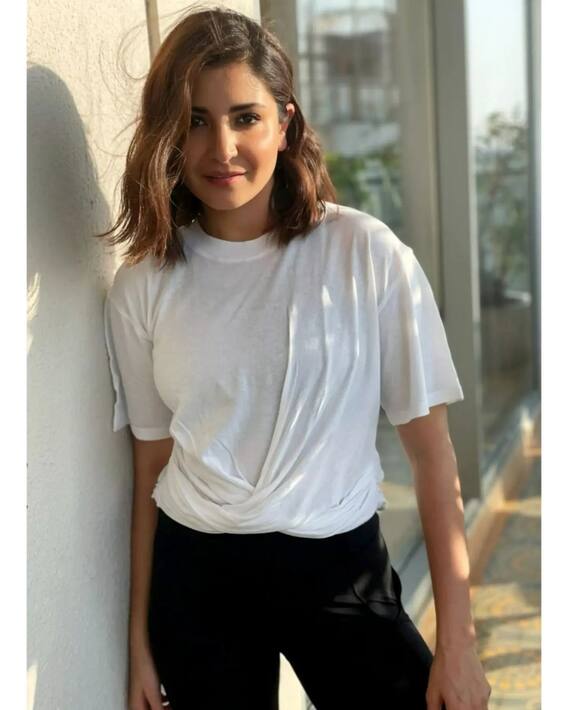 অনুষ্কার অন্যতম সেরা ১০ ছবি