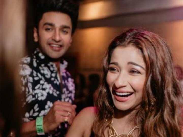 What!!! ‘खतरों के खिलाड़ी 13’ फेम नायरा बनर्जी और निशांत मलखानी ने कर ली है गुपचुप शादी? इस पोस्ट से लग रहे कयास Is Nyra Banerji Nishant Malkhani get married secretly as Dalljiet Kaur post ignite the rumours What!!! ‘खतरों के खिलाड़ी 13’ फेम नायरा बनर्जी और निशांत मलखानी ने कर ली है गुपचुप शादी? इस पोस्ट से लग रहे कयास