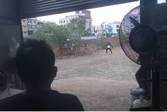 गैरकृत्य करताना हटकल्याने टोळक्याचा संताप, पुण्यात 50 वर्षीय व्यक्तीला संपवलं; दुकानं बंद ठेवून नागरिकांकडून प्रशासन आणि पोलिसांचा निषेध