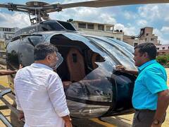 हेलीकॉप्टर के कॉकपिट की खिड़की से टकराई पतंग, डी के शिवकुमार के हेलीकॉप्टर की इमरजेंसी लैंडिग