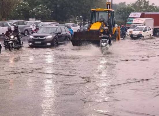 ਉੱਤਰਾਖੰਡ, ਪੰਜਾਬ, ਹਰਿਆਣਾ, ਚੰਡੀਗੜ੍ਹ, ਦਿੱਲੀ, ਹਿਮਾਚਲ ਪ੍ਰਦੇਸ਼ ਅਤੇ ਉੱਤਰ ਪ੍ਰਦੇਸ਼ ਸਮੇਤ ਰਾਜਾਂ ਵਿੱਚ ਗੜੇ ਪੈਣ ਦੀ ਸੰਭਾਵਨਾ ਹੈ। ਇਸ ਦੇ ਨਾਲ ਹੀ ਉੱਤਰੀ ਪੱਛਮੀ ਭਾਰਤ ਵਿੱਚ ਮੀਂਹ ਦੇ ਨਾਲ-ਨਾਲ ਬਿਜਲੀ ਡਿੱਗਣ ਦੀ ਸੰਭਾਵਨਾ ਹੈ।