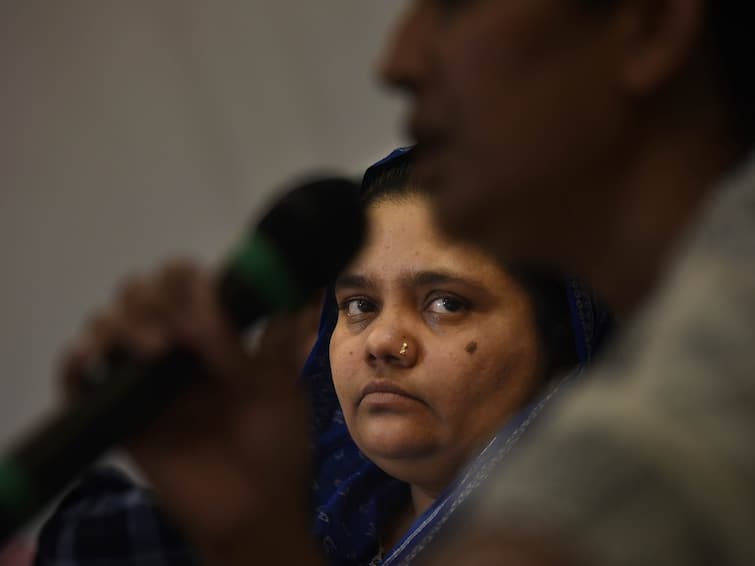 Bilkis Bano Case Supreme Court Defers To May 9 Hearing On Pleas Challenging Remission Of 11 Convicts Bilkis Bano Case: SC Defers To May 9 Hearing On Pleas Challenging Remission Of 11 Convicts