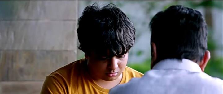 தந்தை மகனுக்கு இடையிலான இந்த காட்சி தமிழ் சினிமாவின் மிக முக்கியமான நாடகிய காட்சிகளில் ஒன்றாக கருதப்படுகிறது