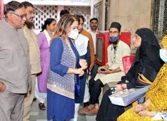 Delhi के इस अस्पताल में सालों से नहीं है एंबुलेंस और ड्राइवर! 50% स्टाफ की कमी पर भड़की शैली ओबेरॉय, बोलीं... 