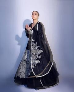 Amruta Khanvilkar: अमृता खानविलकरचा मराठमोळा अंदाज; फोटोवर खिळल्या चाहत्यांच्या नजरा