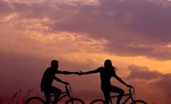 Zodiac Signs: সংসার সুখের হয় ভালবাসার জোরেই, সেকথা বিলক্ষণ বোঝেন এই রাশির জাতকরা