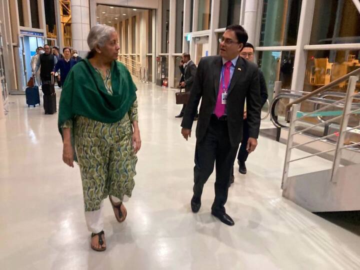 Sitharaman was received by the Ambassador of India to the Republic of Korea, Amit Kumar at the Incheon airport. (Image: Twitter/Ministry of Finance)