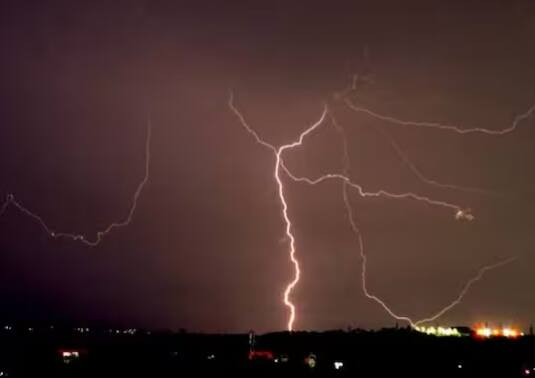 ਵੈਸਟਰਨ ਡਿਸਟਰਬੈਂਸ ਕਾਰਨ ਦੇਸ਼ ਭਰ ਵਿੱਚ ਮੀਂਹ ਪੈ ਰਿਹਾ ਹੈ।