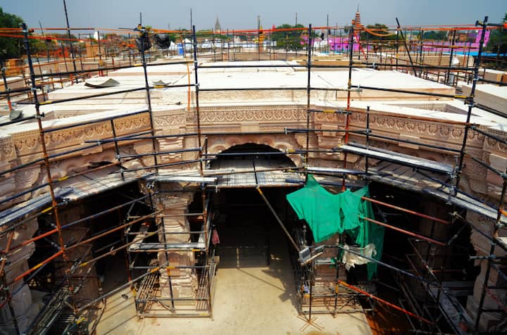 रामपथ, जन्मभूमी पथ, भक्तीपथ या 3 मार्गांवरून भाविक रामाच्या मंदिरात पोहोचतील.