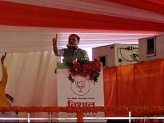 'गड़बड़ी कराने की कोशिश मत करना, वरना...', CM योगी के मंच से सांसद की बड़ी चेतावनी