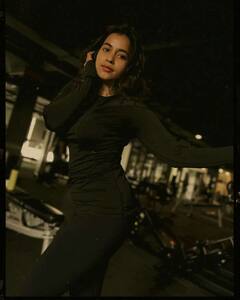 Komalee Prasad: ఈ డస్కీ బ్యూటీ పక్కా తెలుగమ్మాయి, కోమలి ప్రసాద్ లేటెస్ట్ ఫోటోలు