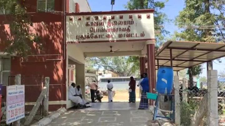 புதுக்கோட்டை மாவட்டத்தில் இரட்டை கொலை வழக்கில் 2 பேர் கைது