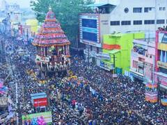 Madurai Chithirai Festival: கோலாகலமாக நடைபெற்ற மதுரை சித்திரைப் பெருவிழா திருத்தேரோட்டம் - புகைப்படத் தொகுப்பு