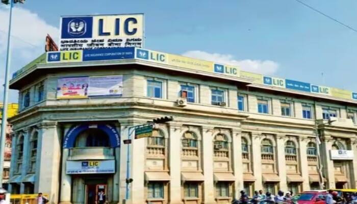 LIC Schemes  : ਭਵਿੱਖ ਵਿੱਚ ਪੈਸੇ ਬਚਾਉਣ ਲਈ LIC ਦੀ ਬੀਮਾ ਪਾਲਿਸੀ ਵਿੱਚ ਨਿਵੇਸ਼ ਕੀਤਾ ਜਾ ਸਕਦਾ ਹੈ। ਇੱਥੇ ਜਾਣੋ LIC ਦੀਆਂ ਤਿੰਨ ਸਭ ਤੋਂ ਵਧੀਆ ਬੀਮਾ ਪਾਲਿਸੀਆਂ